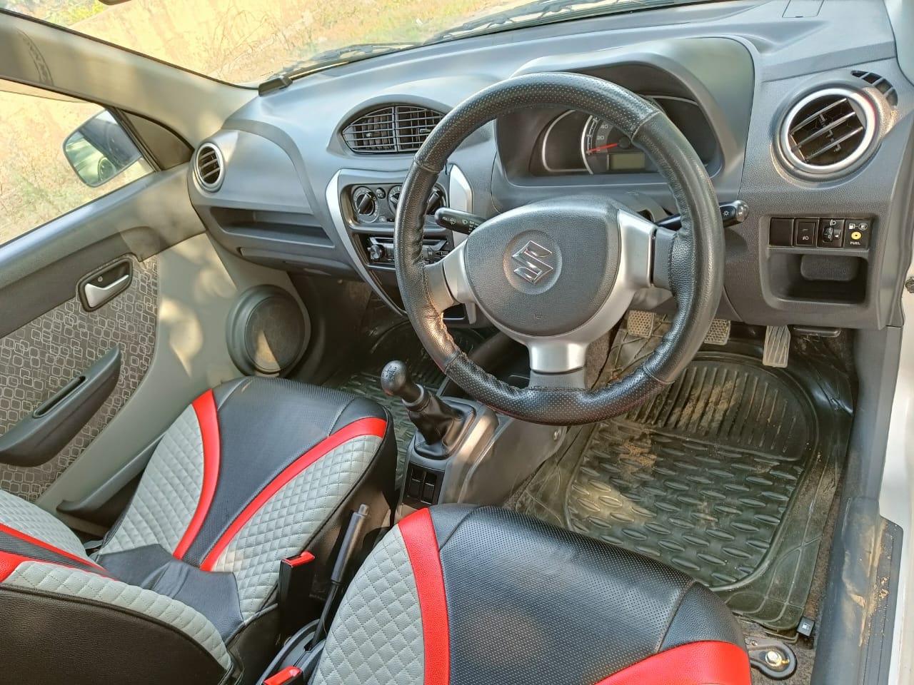 Alto 800 image 13 Alto 800 image 13