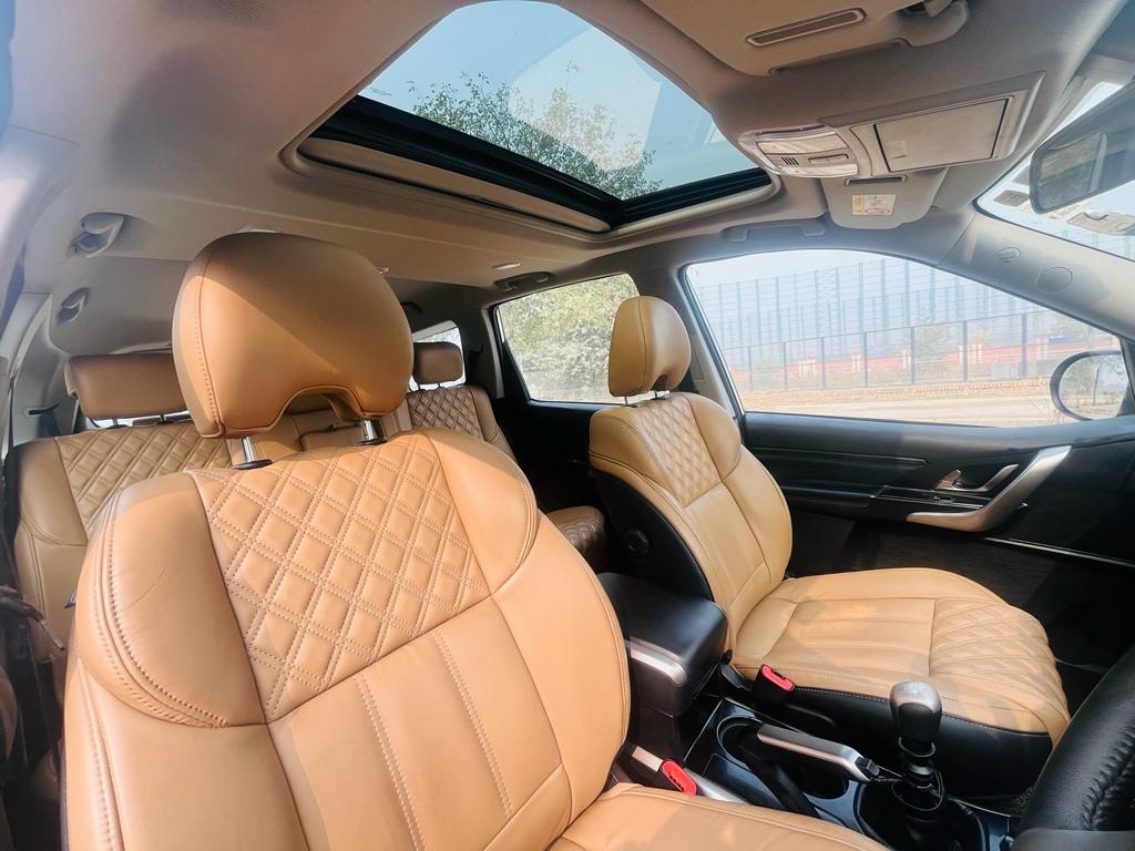 XUV500 image 16 XUV500 image 16