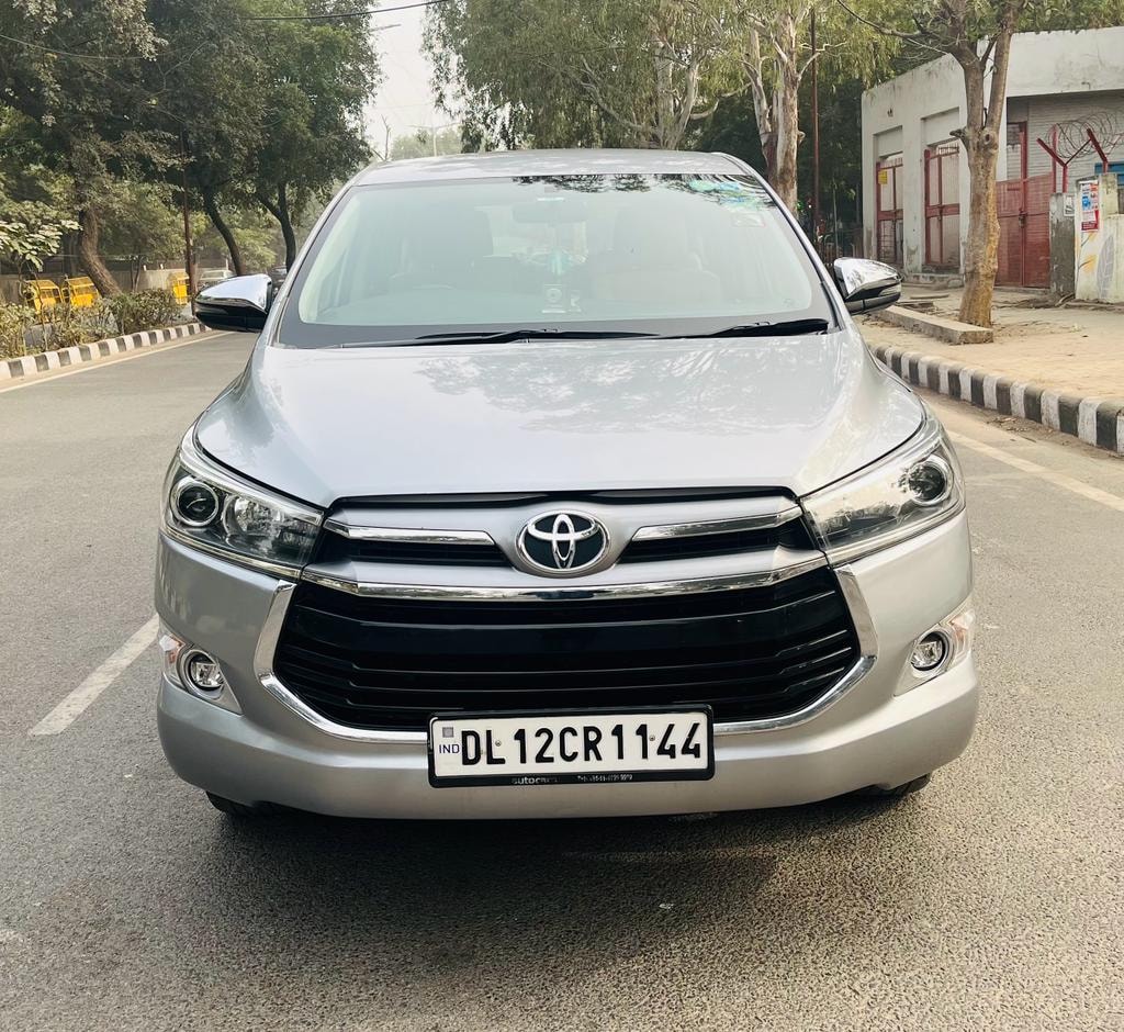 Innova Crysta image 1 Innova Crysta image 1