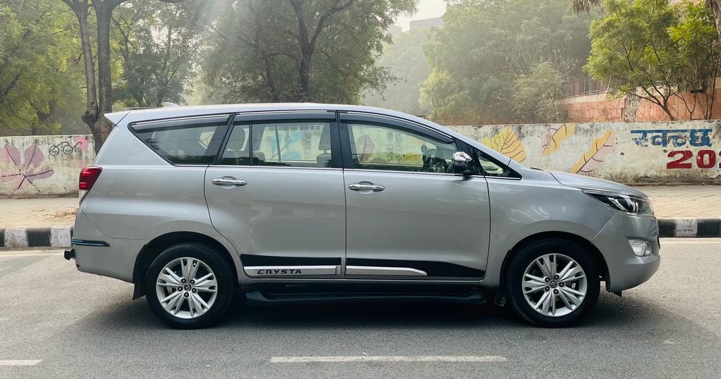 Innova Crysta image 6 Innova Crysta image 6
