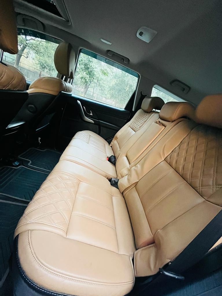 XUV500 image 15 XUV500 image 15