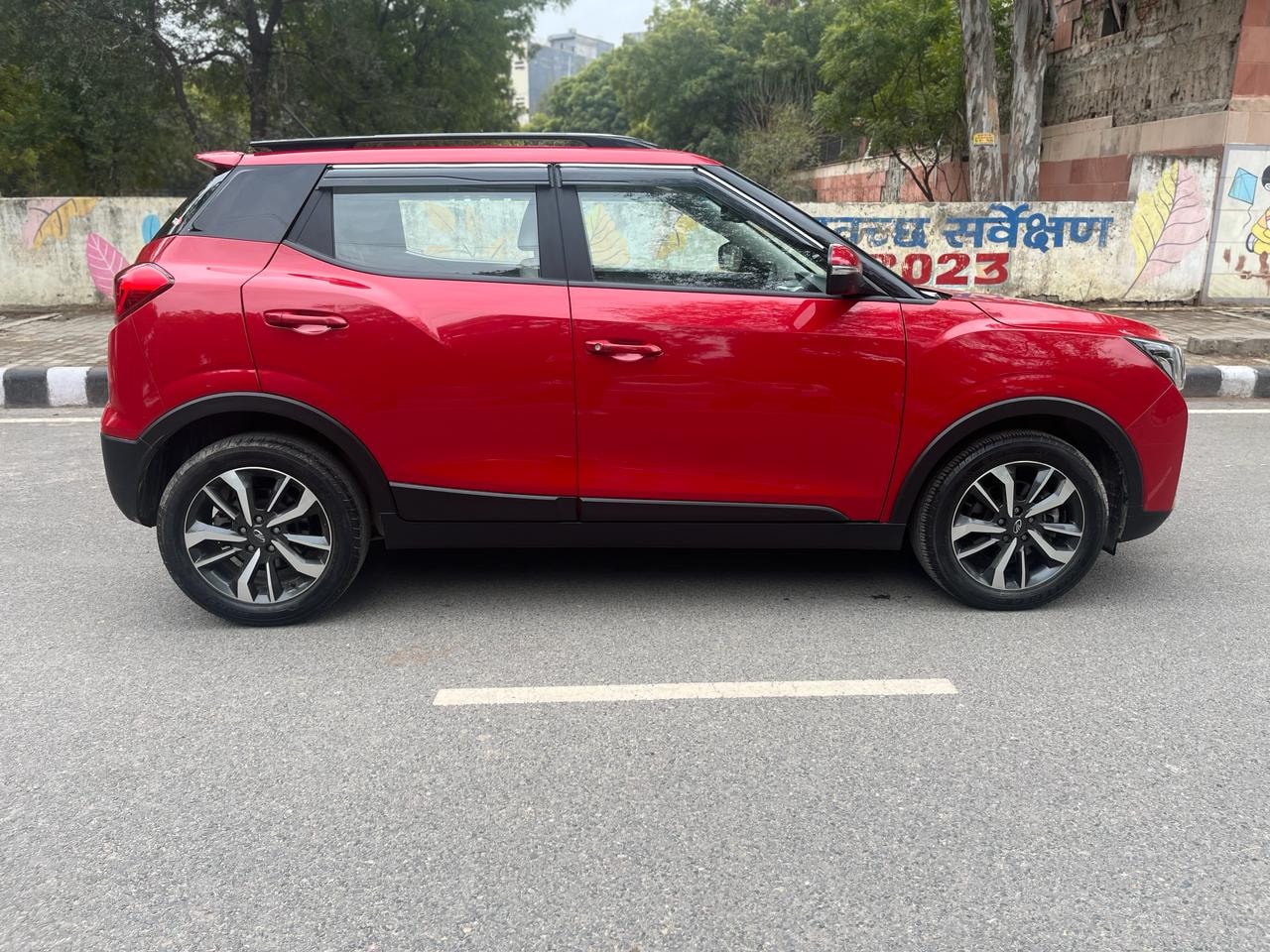 XUV300 image 6 XUV300 image 6