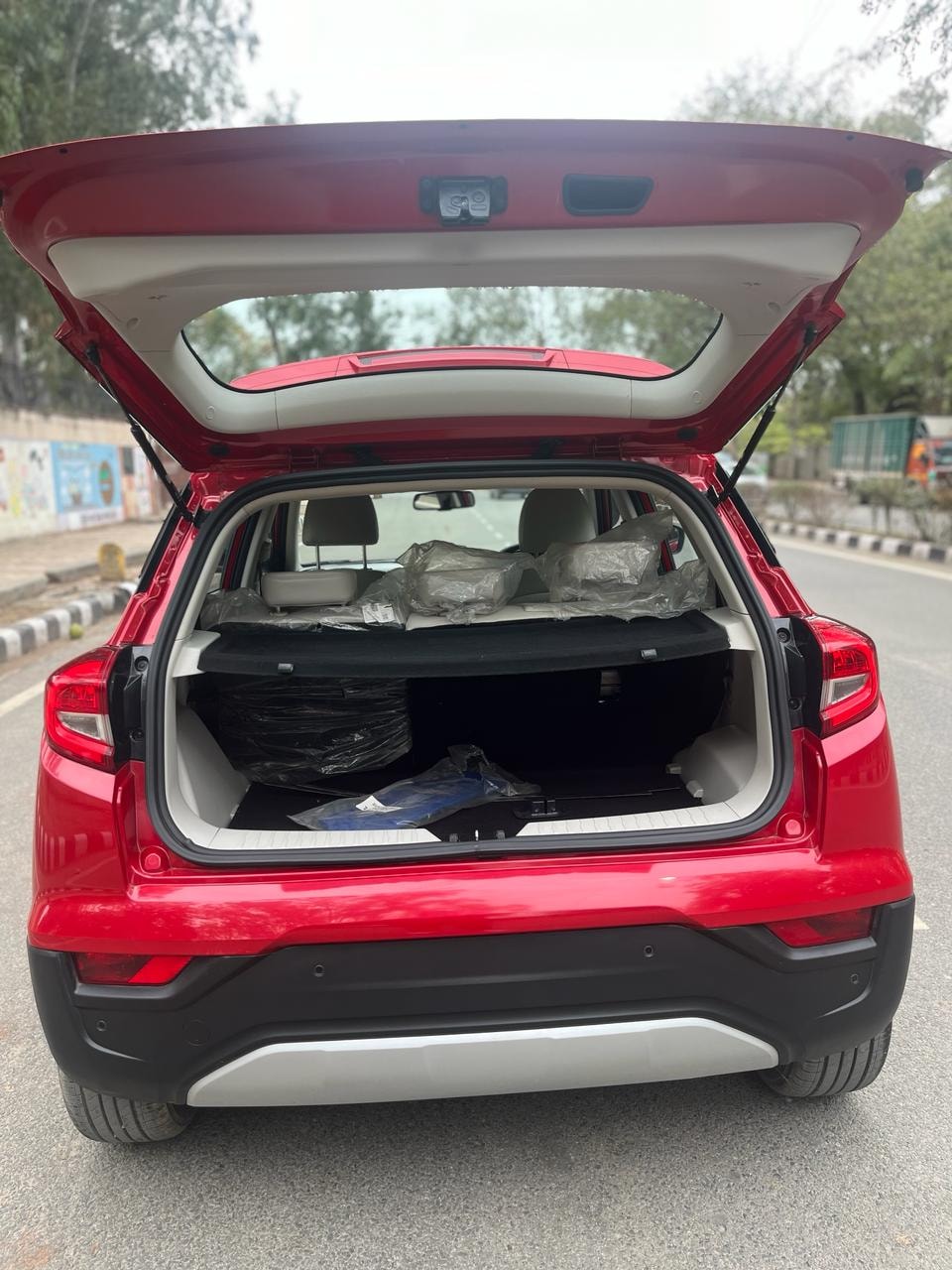 XUV300 image 10 XUV300 image 10