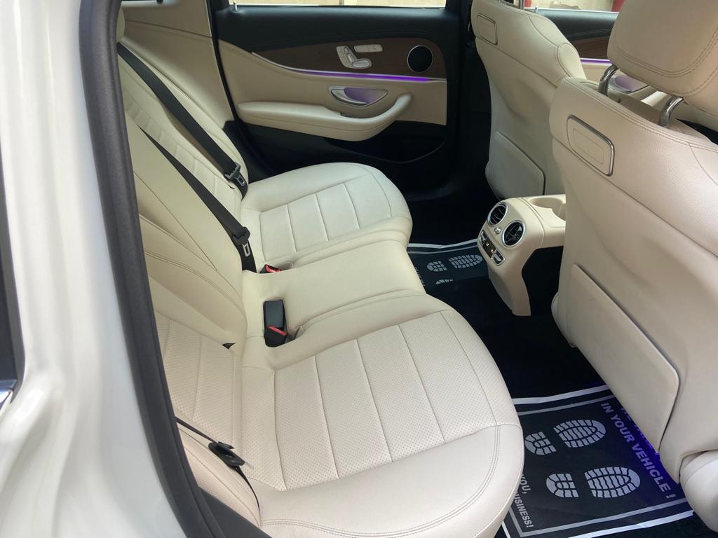 E-Class image 15 E-Class image 15