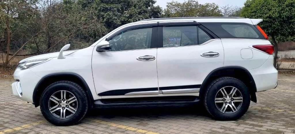 Fortuner image 2 Fortuner image 2