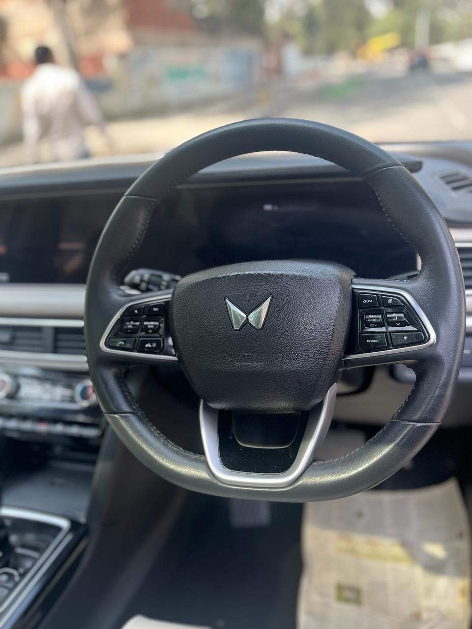 XUV700 image 13 XUV700 image 13