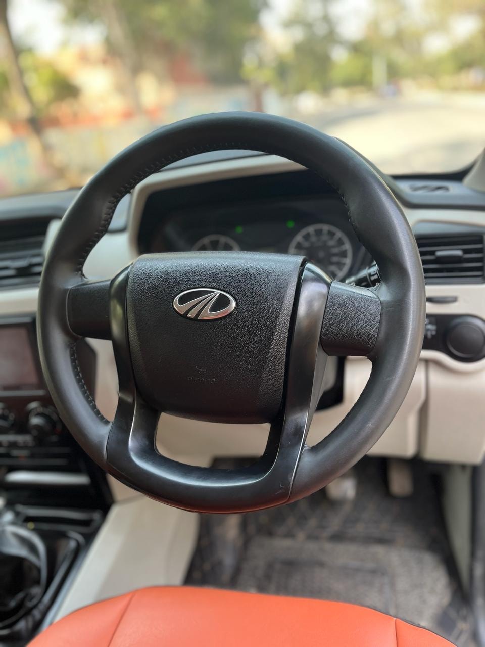 Scorpio image 13 Scorpio image 13