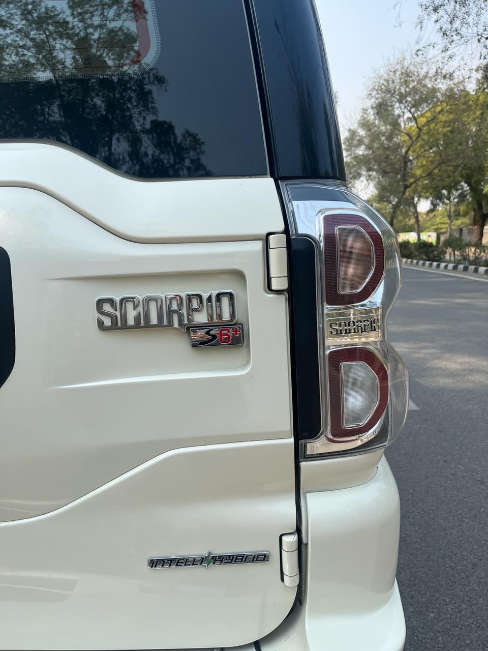 Scorpio image 10 Scorpio image 10