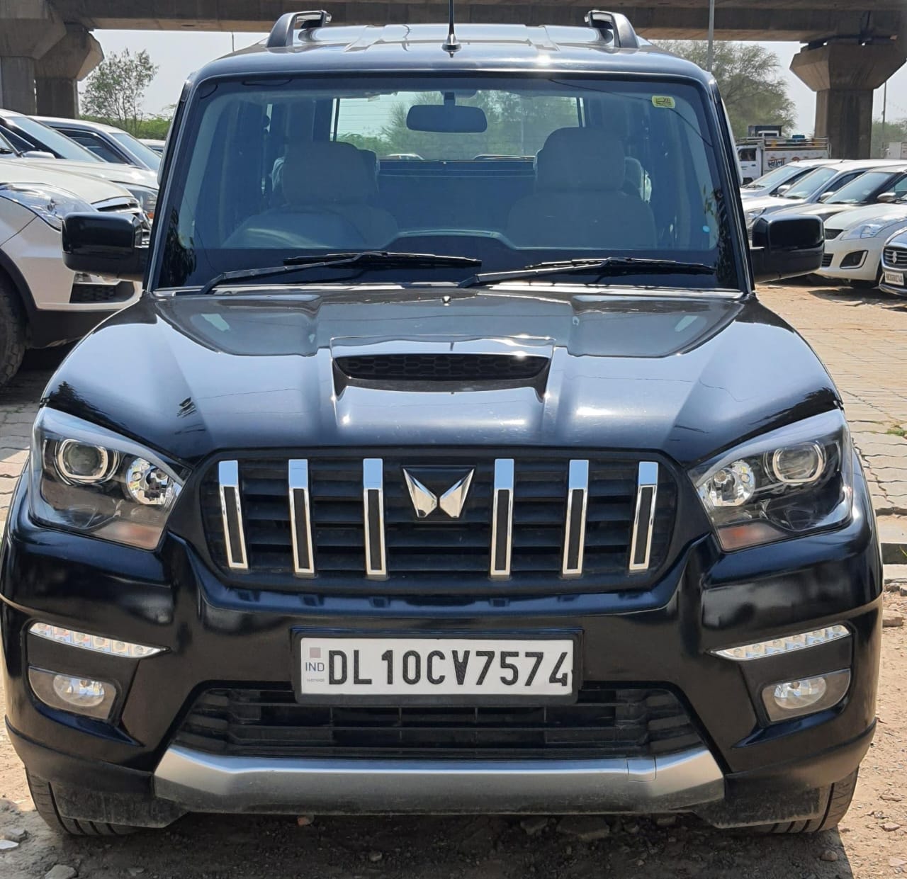 Scorpio Classic image 1 Scorpio Classic image 1