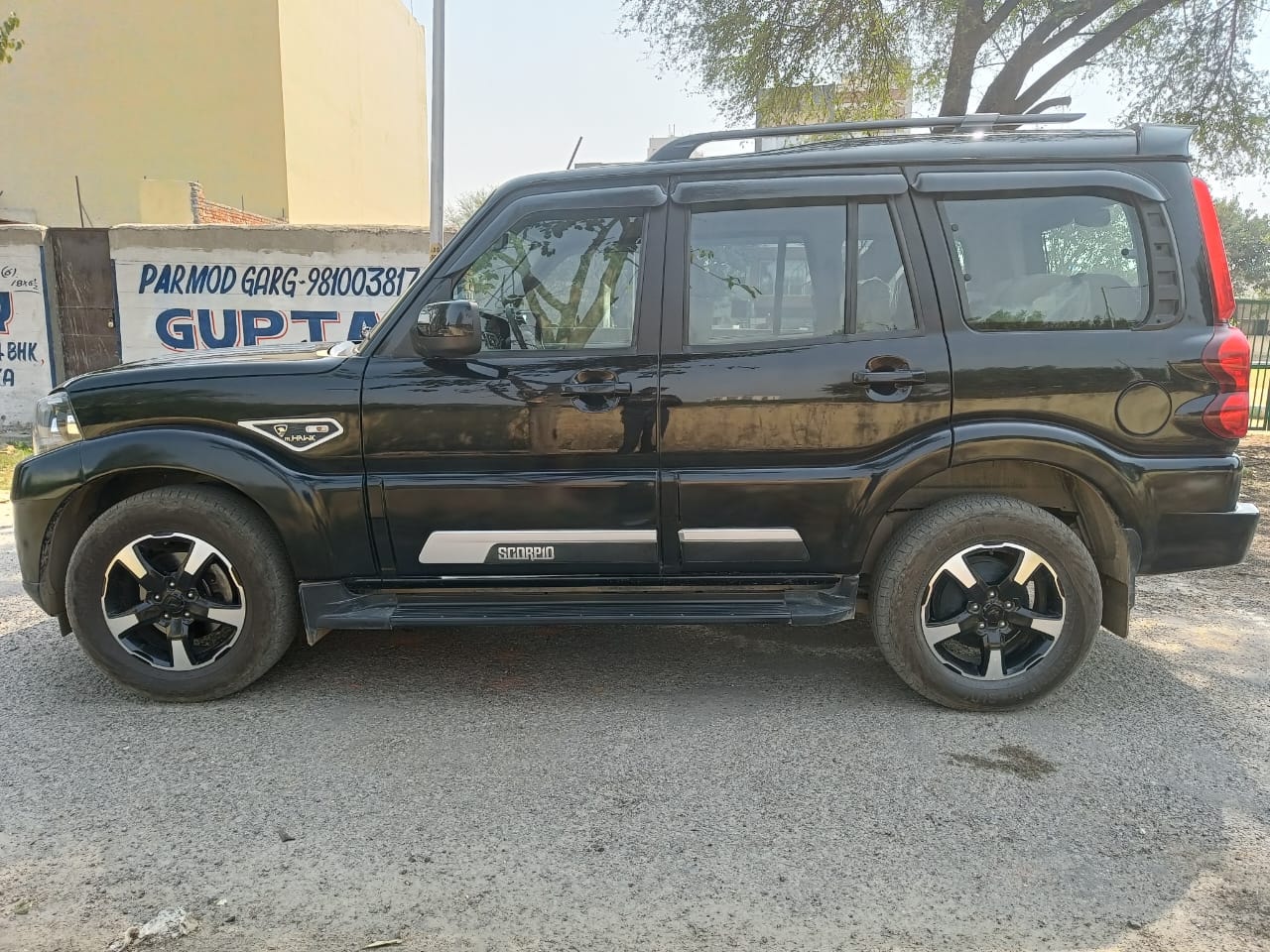 Scorpio Classic image 2 Scorpio Classic image 2