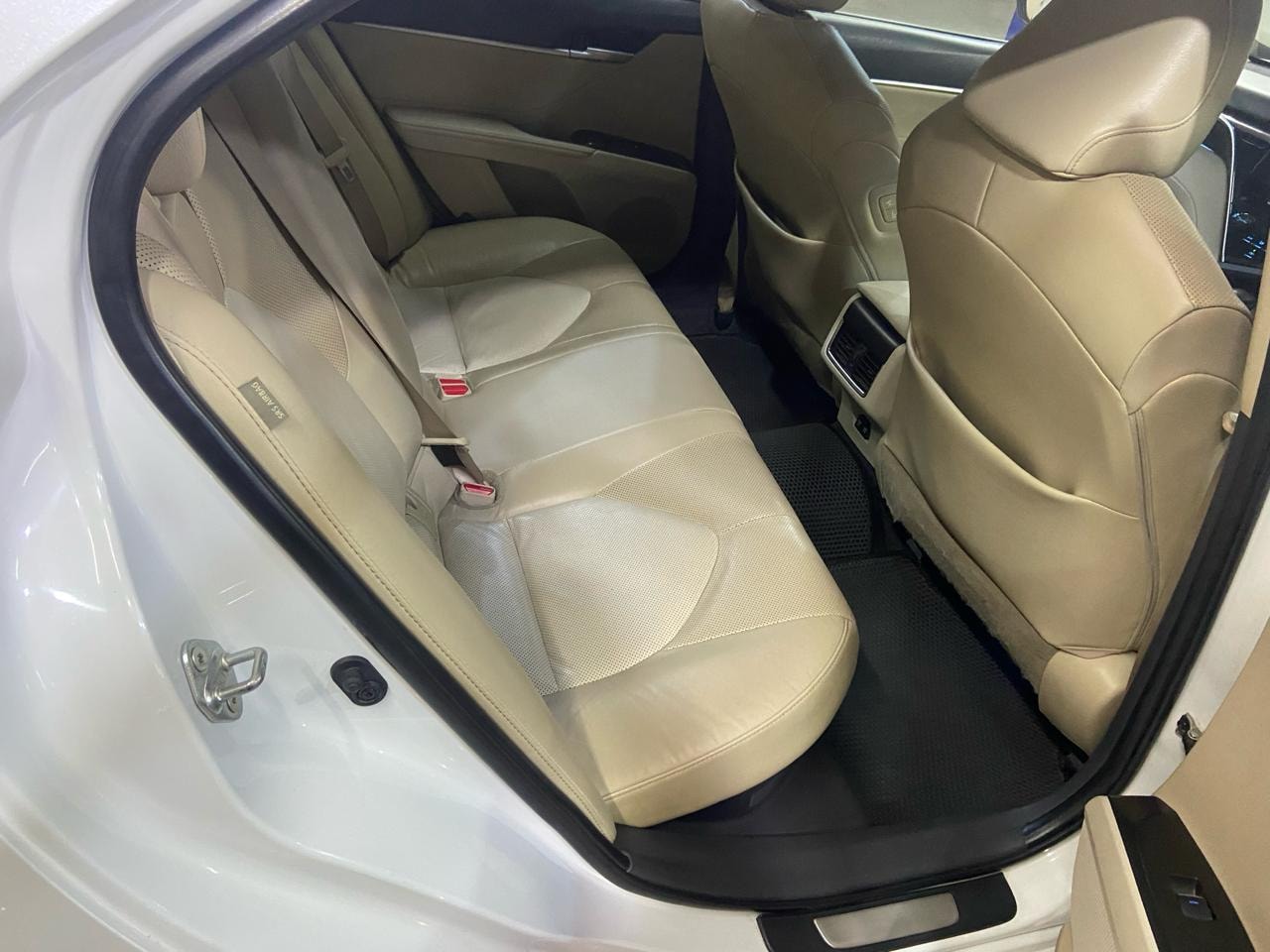 Camry image 17 Camry image 17