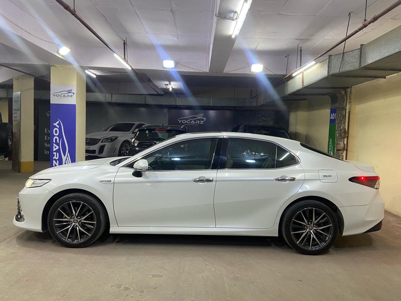 Camry image 2 Camry image 2