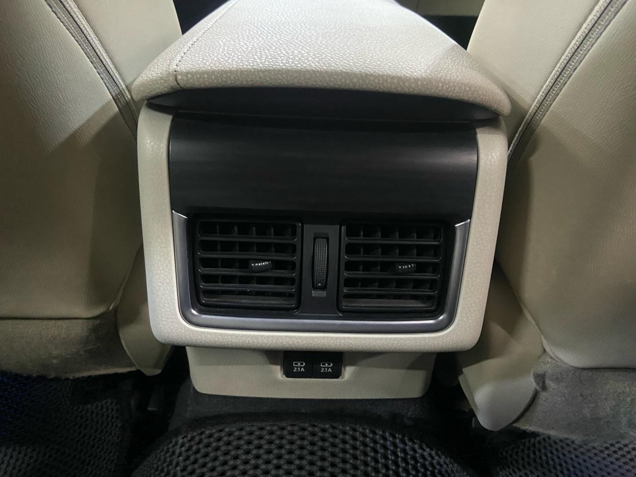 Camry image 9 Camry image 9