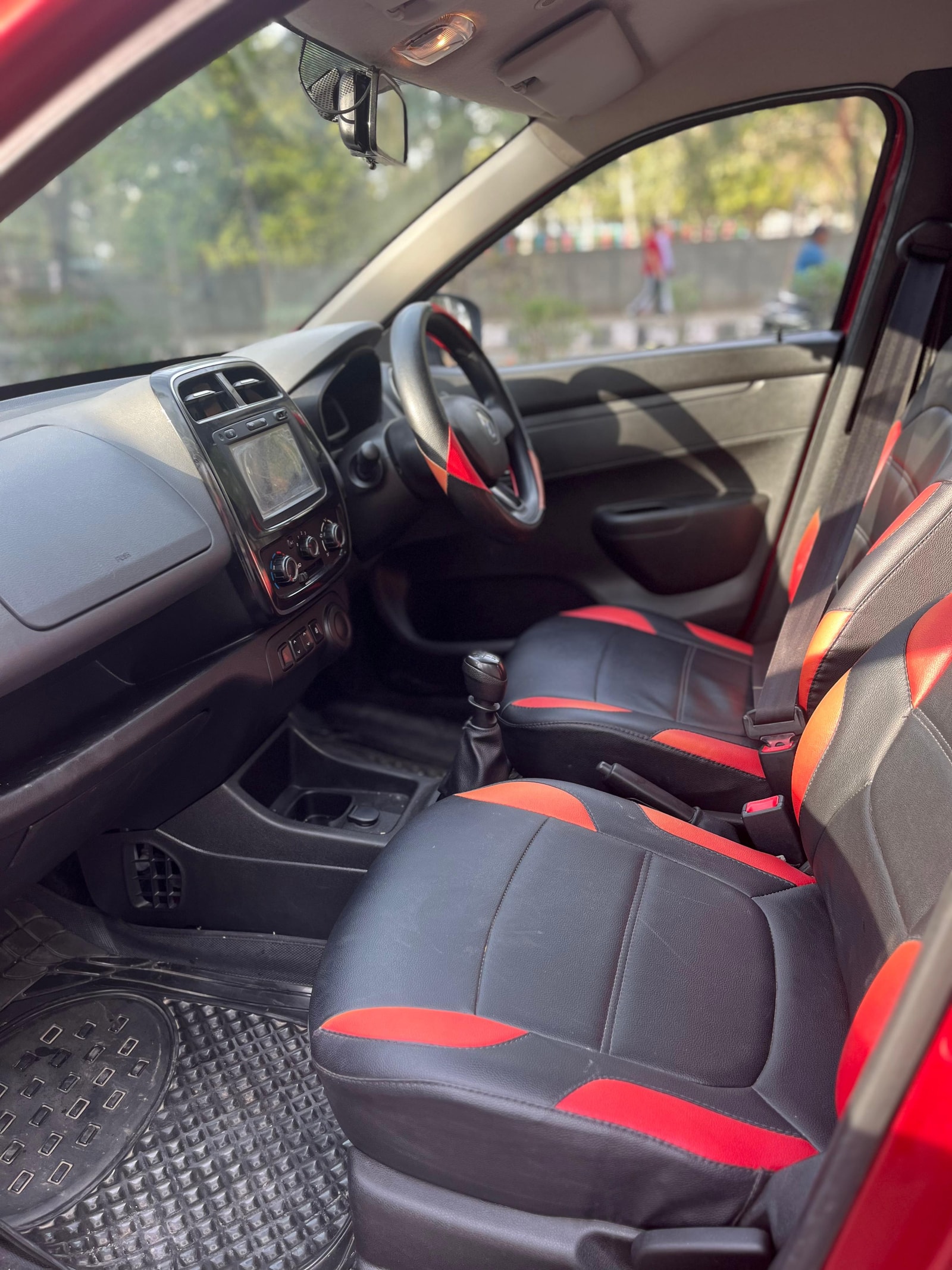 Kwid image 16 Kwid image 16