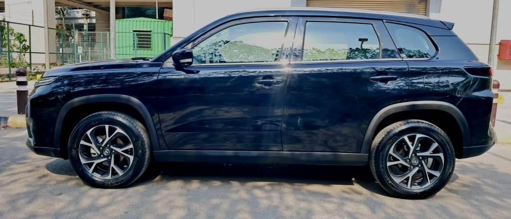 Urban Cruiser Hyryder image 2 Urban Cruiser Hyryder image 2