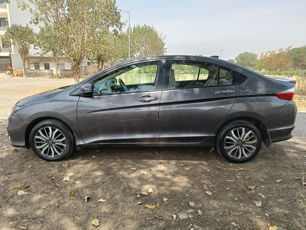 City ZX image 2 City ZX image 2