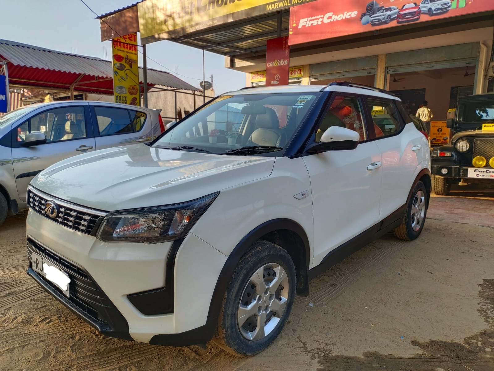 XUV300 image 1 XUV300 image 1