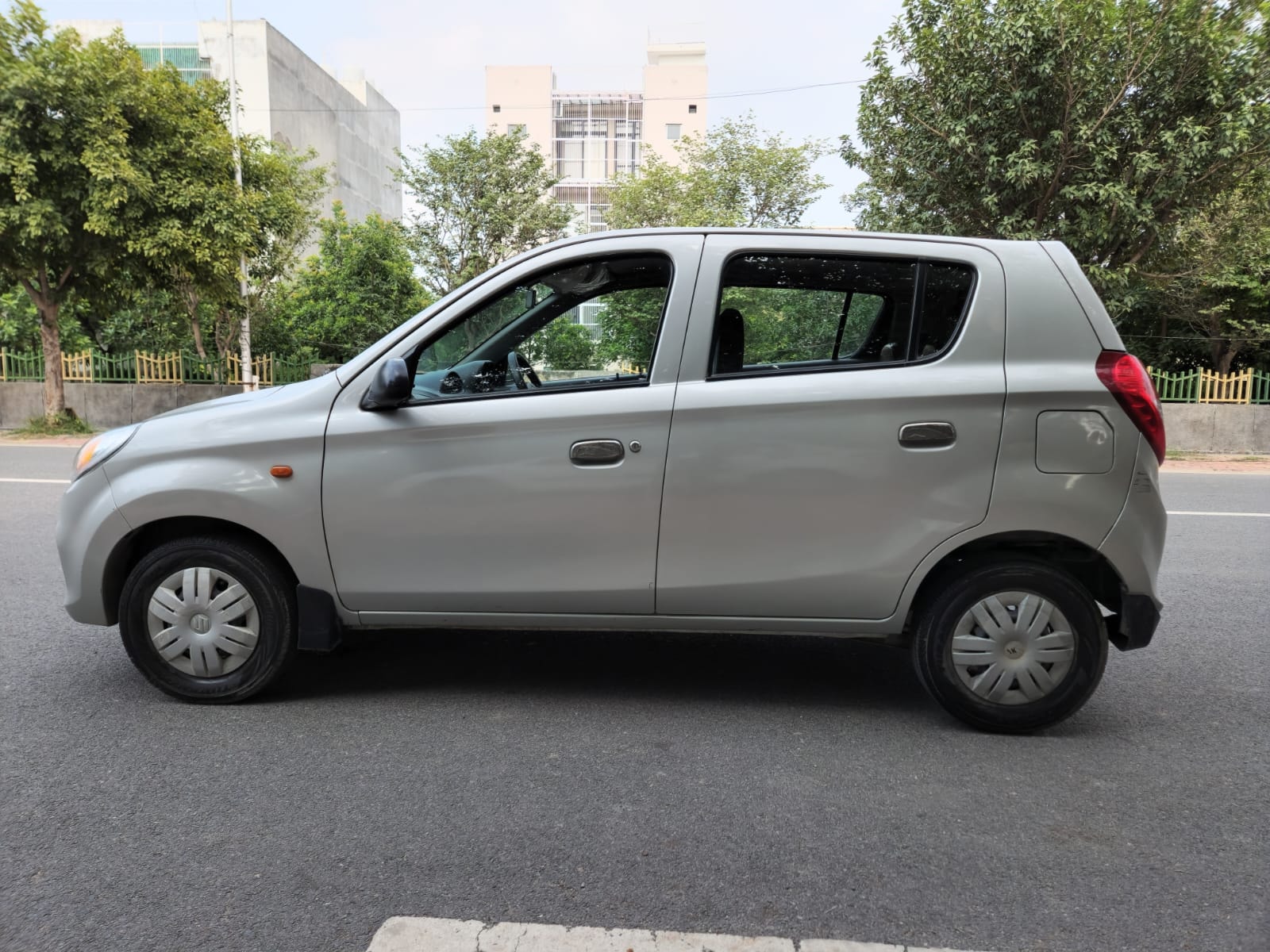 Alto 800 image 9 Alto 800 image 9