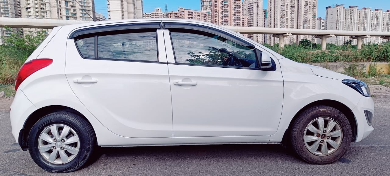 Elite i20 image 4 Elite i20 image 4