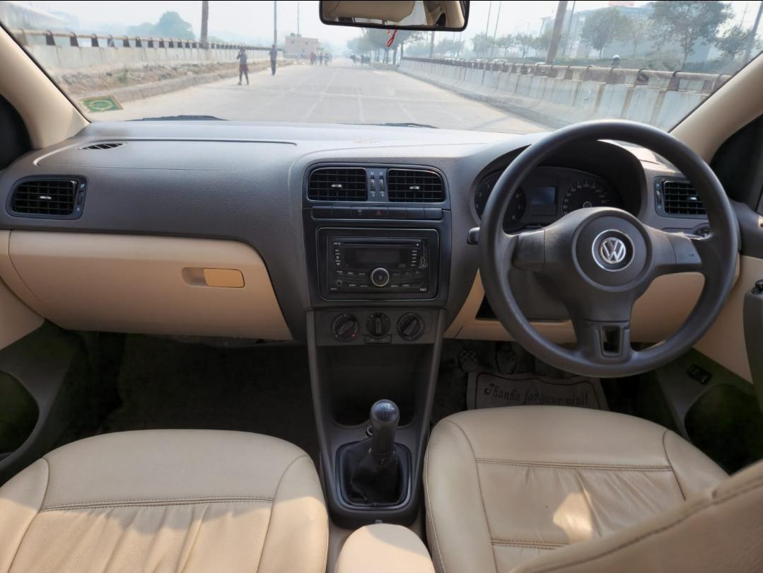 2013 Volkswagen Vento 1.6 L MPI Comfortline Petrol BS IV Dashboard 