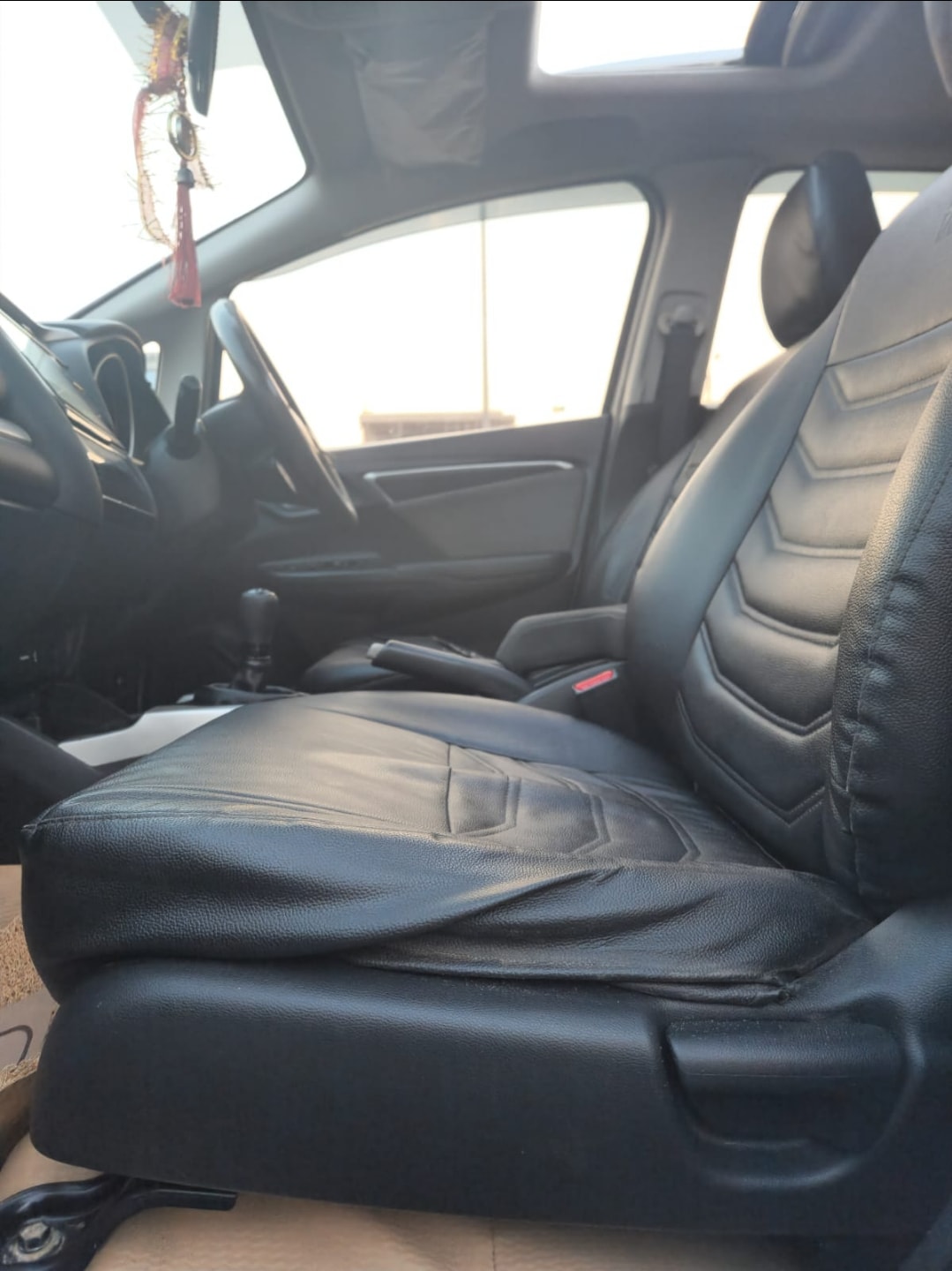 WR-V image 13 WR-V image 13