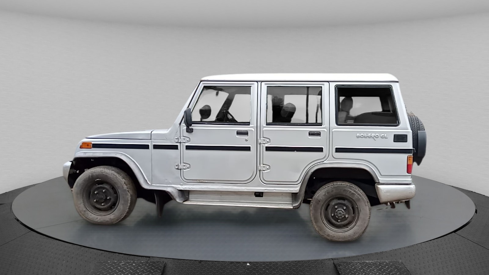 Bolero image 2 Bolero image 2