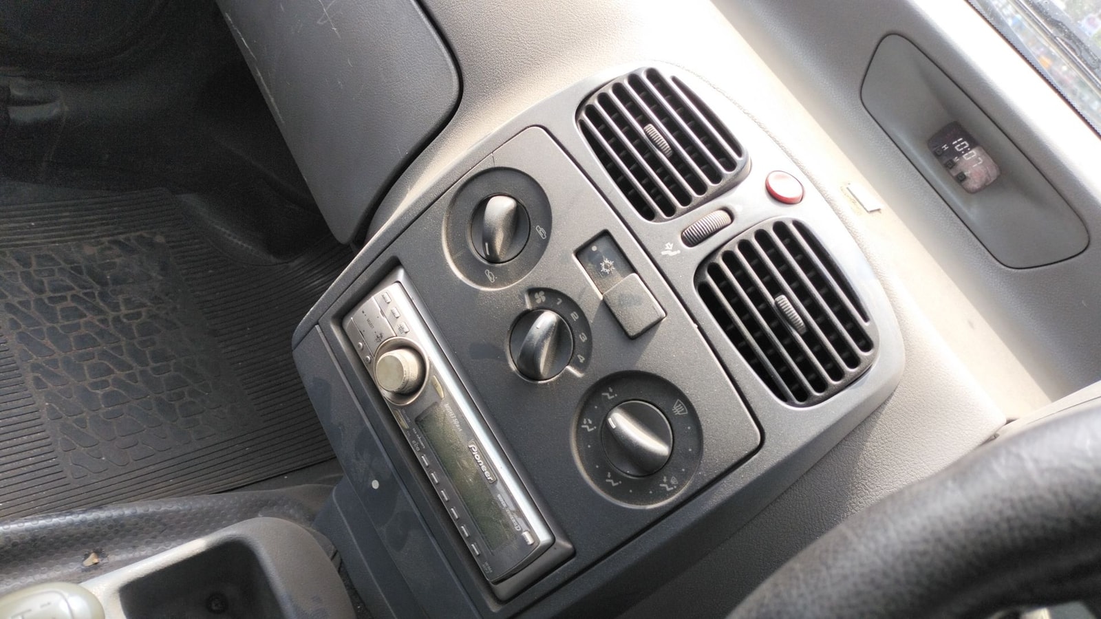 Indica V2 image 15 Indica V2 image 15