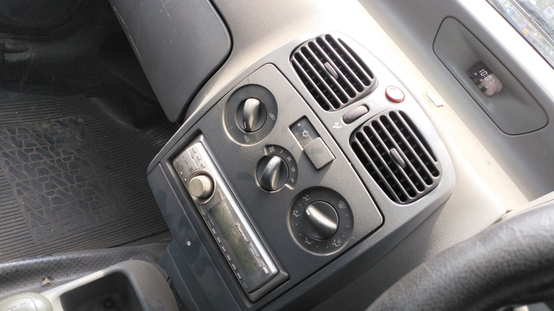 Indica V2 image 15 Indica V2 image 15