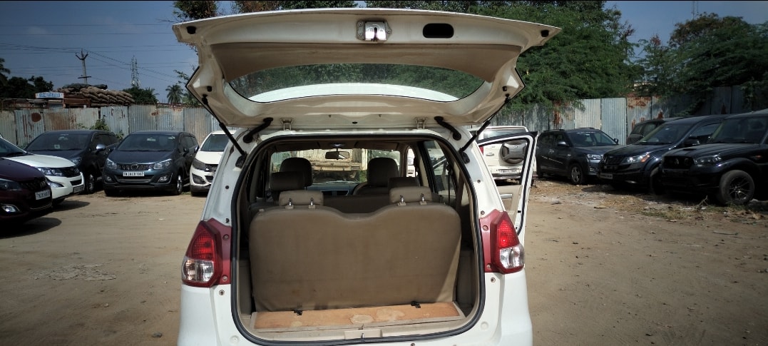 Ertiga image 10 Ertiga image 10