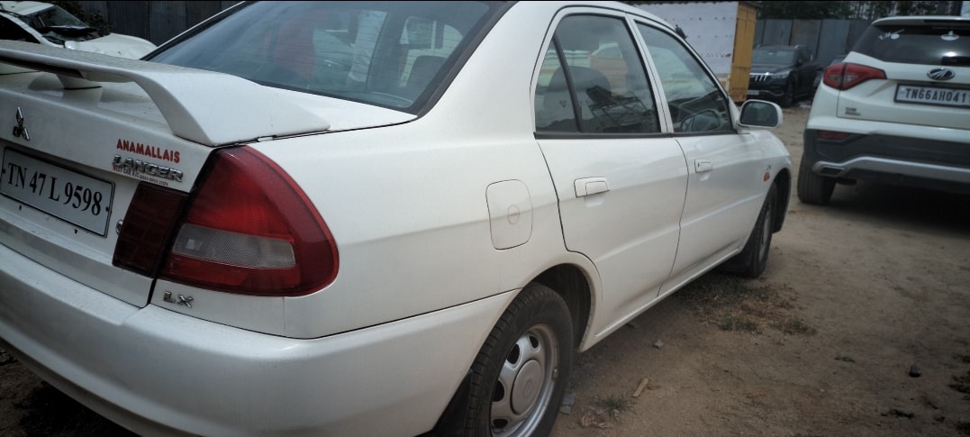 Lancer image 5 Lancer image 5