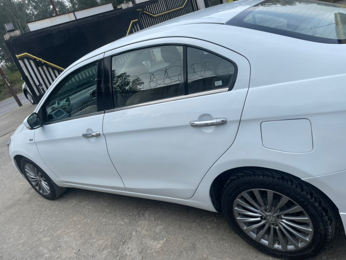 Ciaz image 4 Ciaz image 4