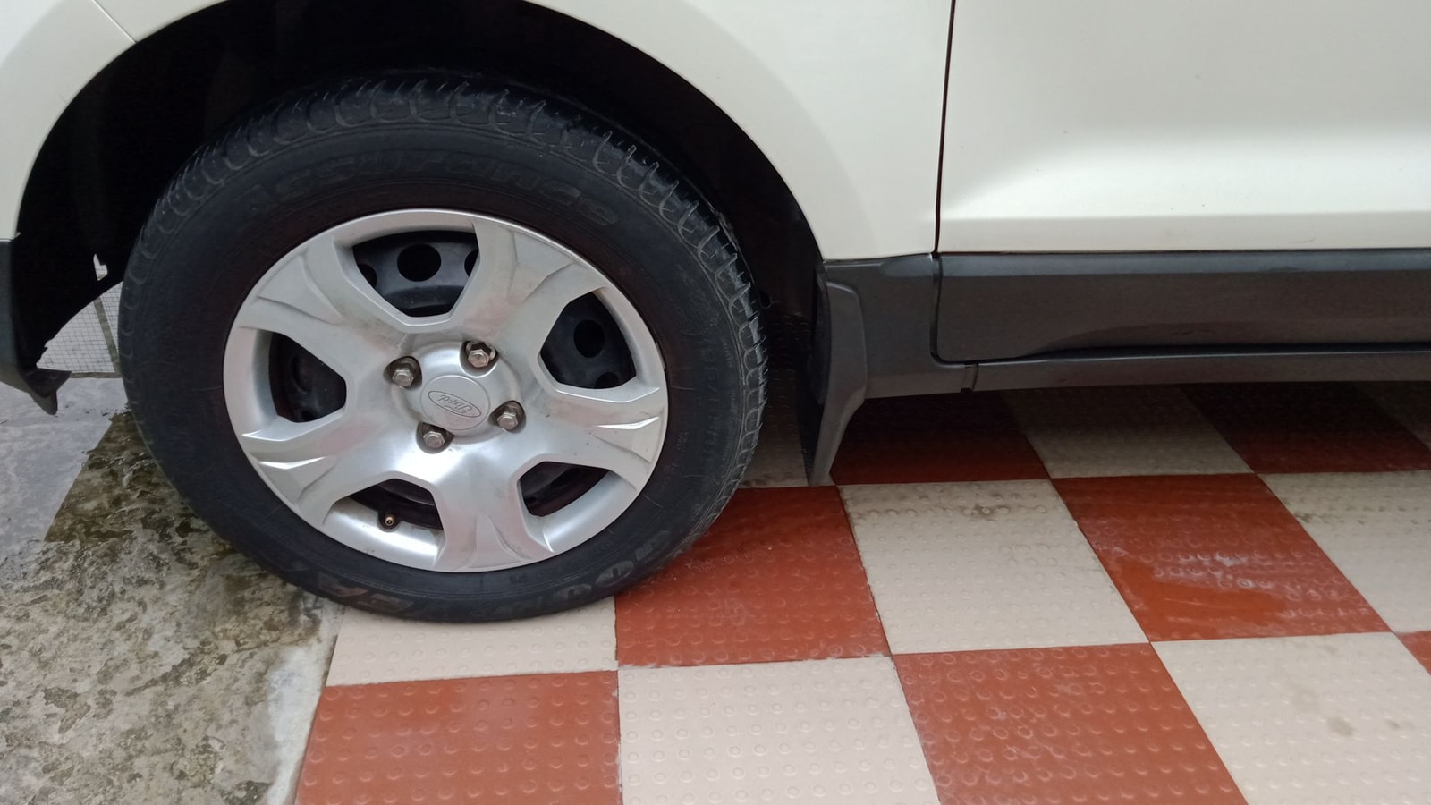 EcoSport image 10 EcoSport image 10