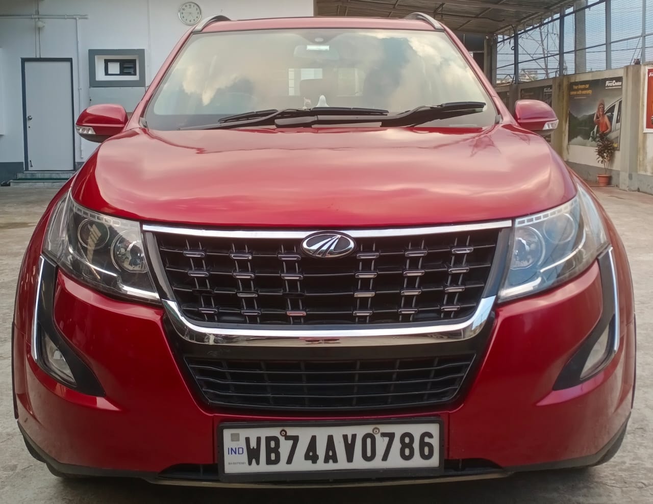 XUV500 image 1 XUV500 image 1