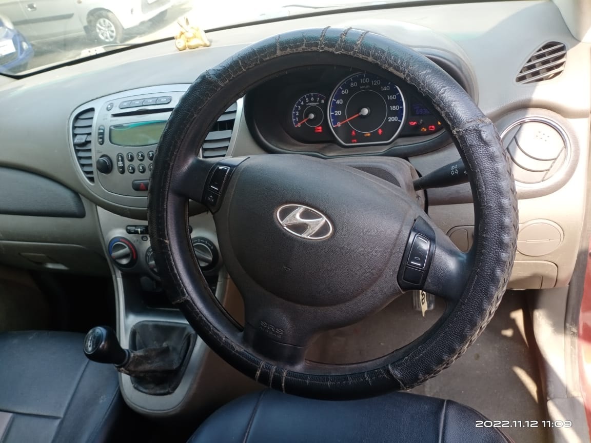 i10 image 11 i10 image 11