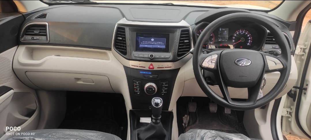 XUV300 image 12 XUV300 image 12