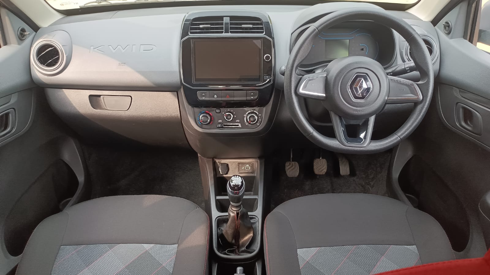 Kwid image 13 Kwid image 13
