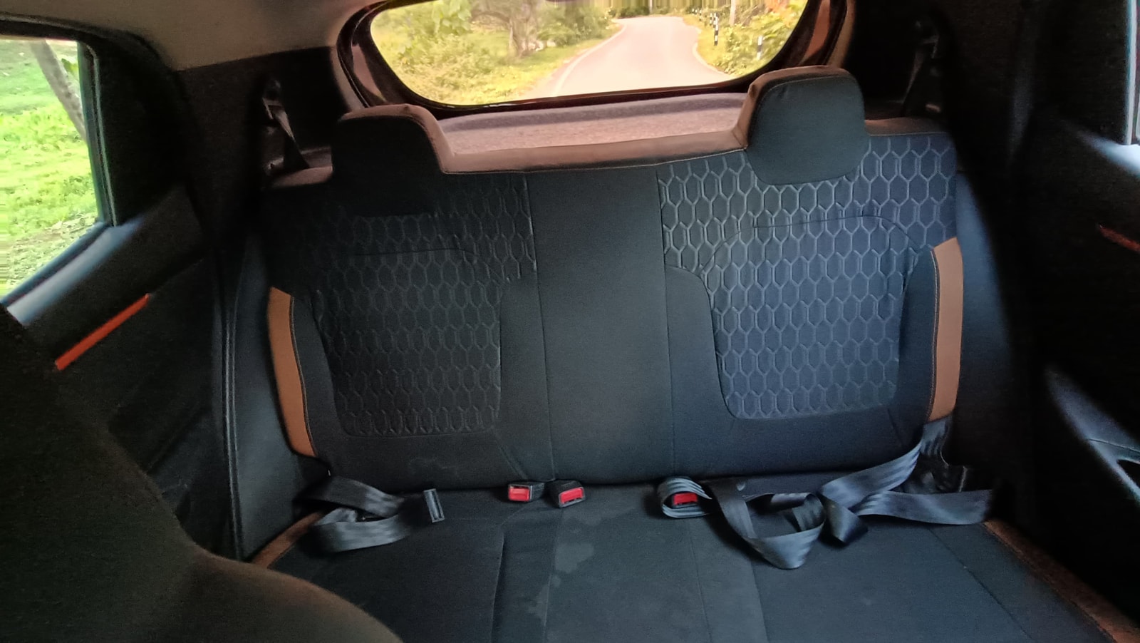 Kwid image 15 Kwid image 15