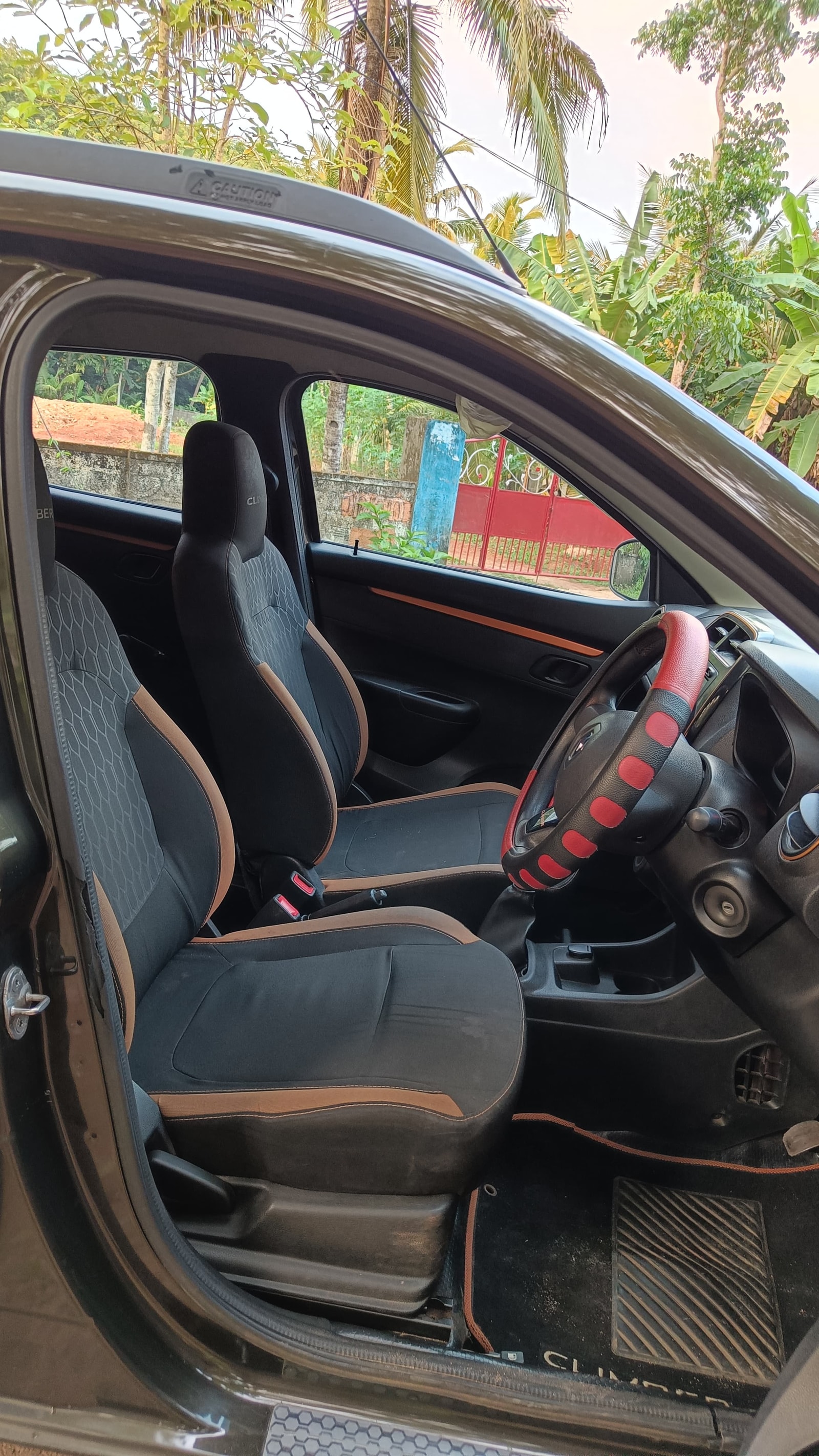 Kwid image 16 Kwid image 16