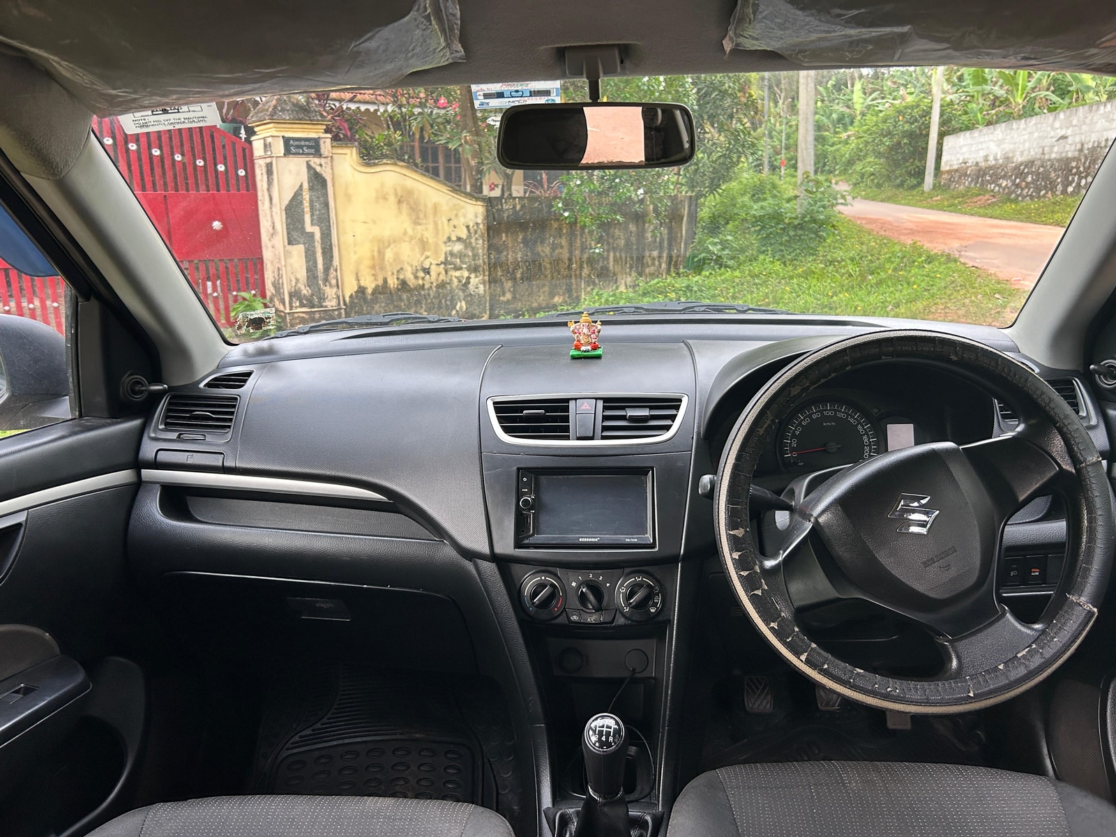 Used 2017 Maruti Suzuki Swift Used 2017 Maruti Suzuki Swift