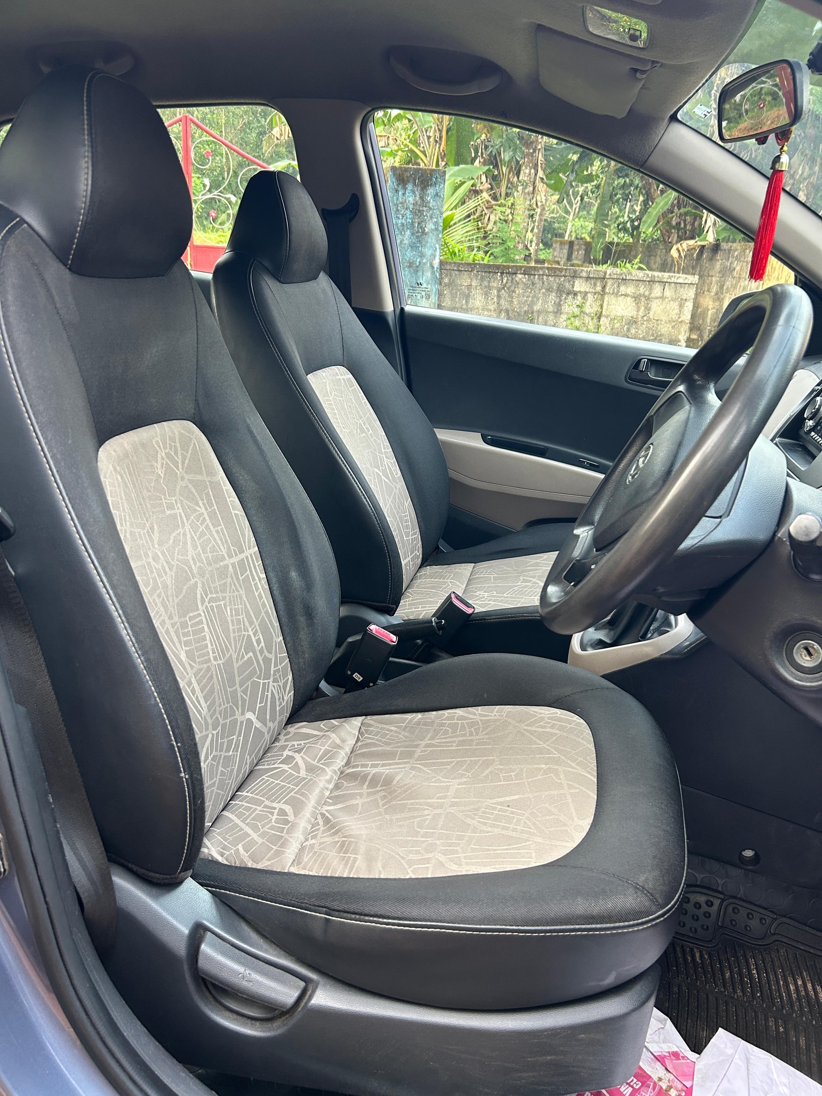 Used 2016 Hyundai Grand i10 Used 2016 Hyundai Grand i10