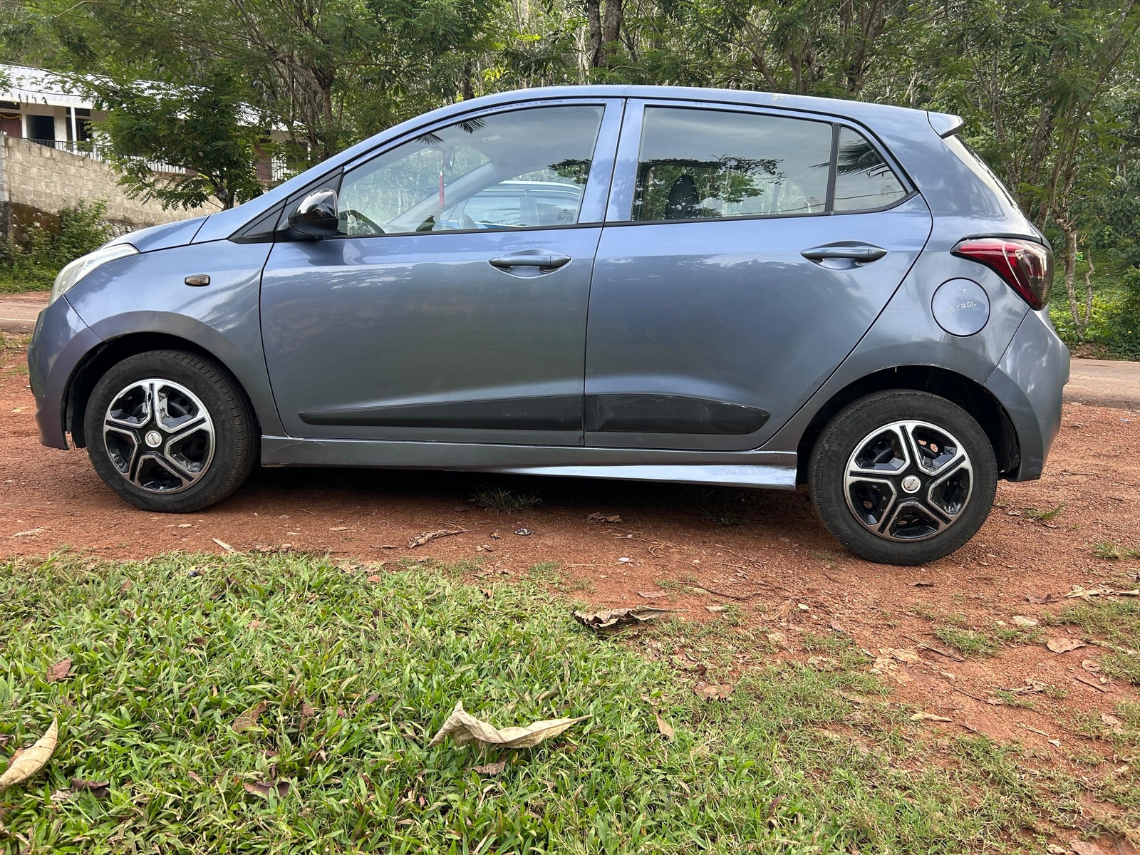 Used 2016 Hyundai Grand i10 Used 2016 Hyundai Grand i10