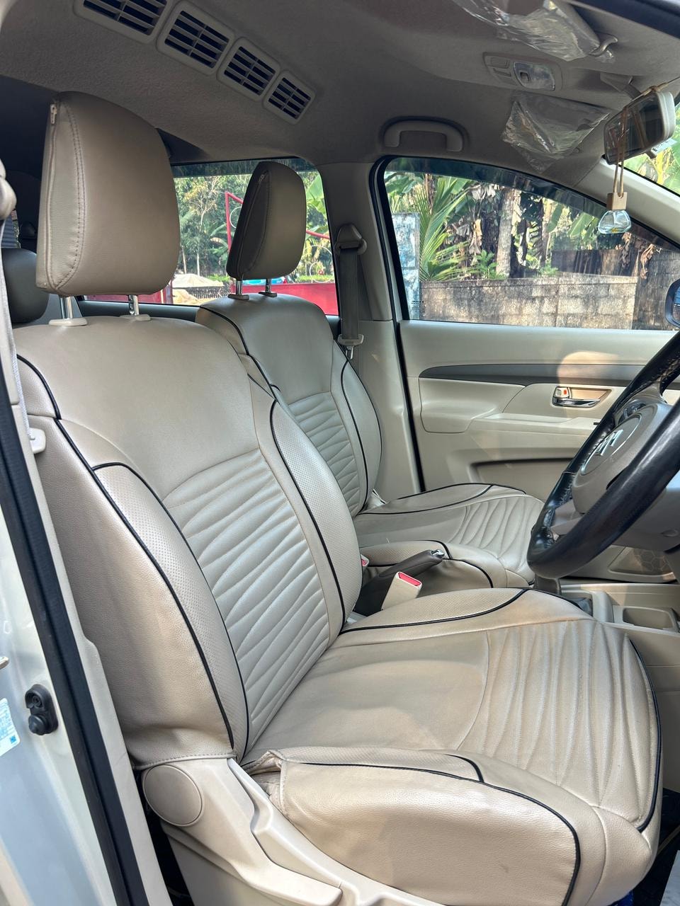 Ertiga image 16 Ertiga image 16