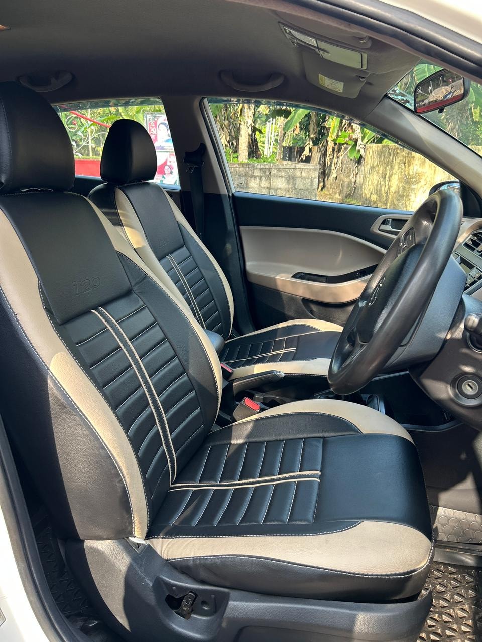 Elite i20 image 16 Elite i20 image 16