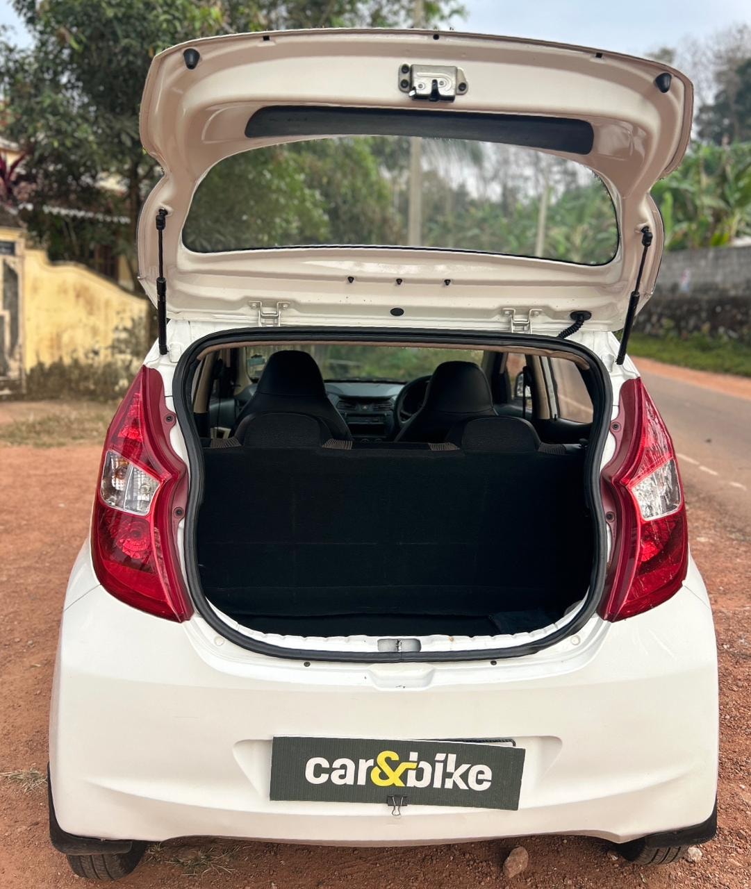 EON image 10 EON image 10