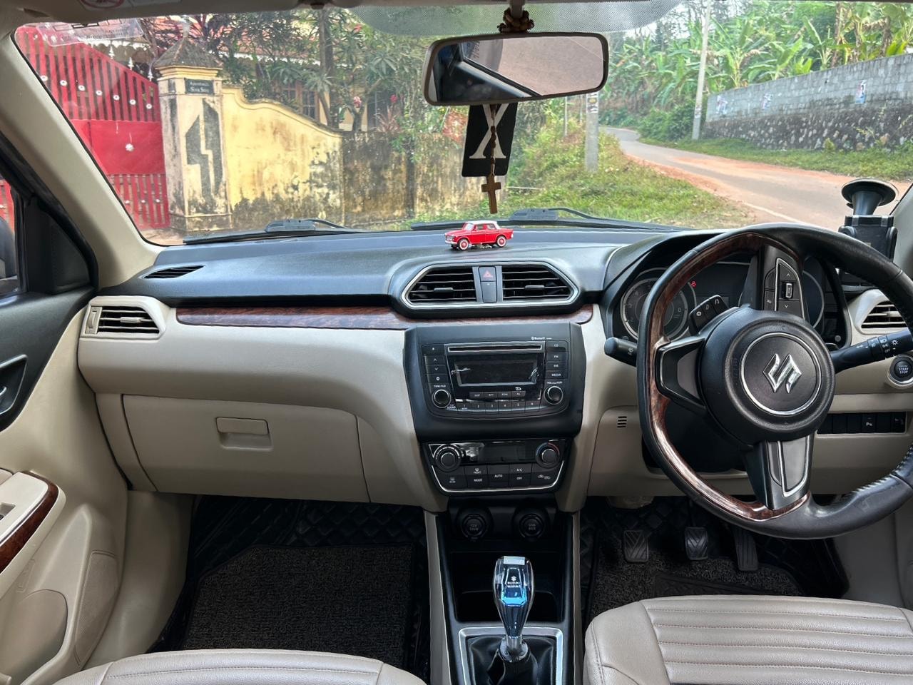 Swift DZire image 12 Swift DZire image 12