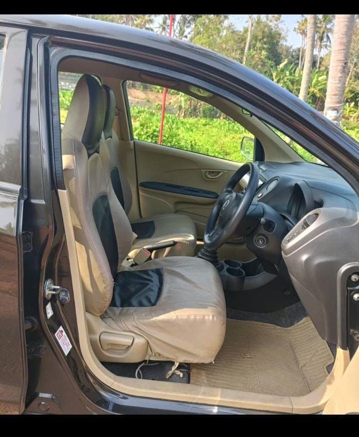 Kwid image 16 Kwid image 16