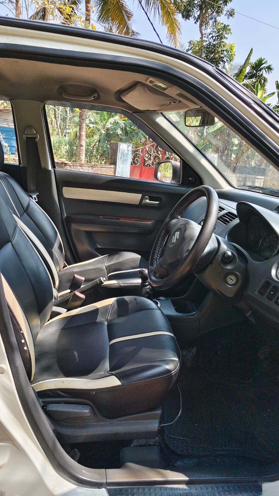 Swift image 16 Swift image 16