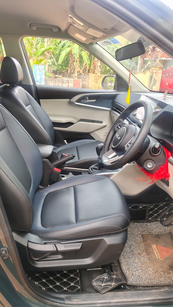 Carens image 16 Carens image 16