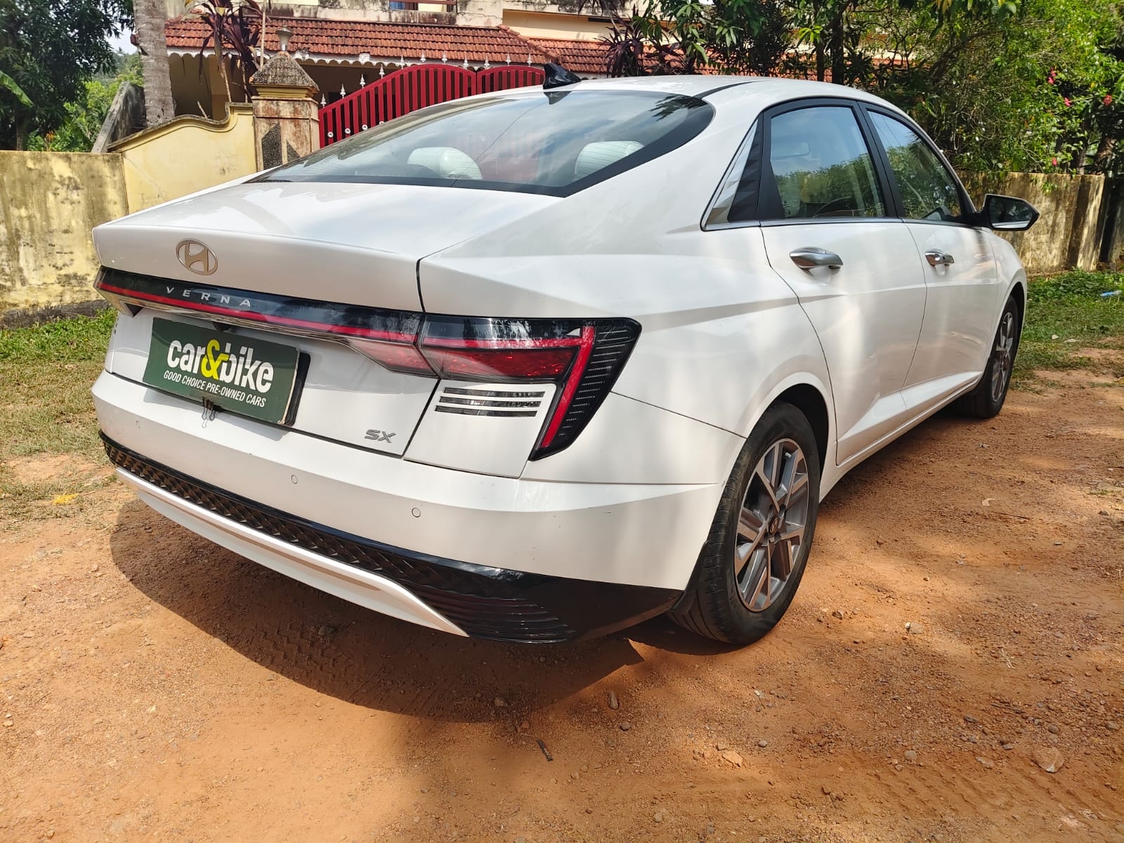 Verna image 5 Verna image 5