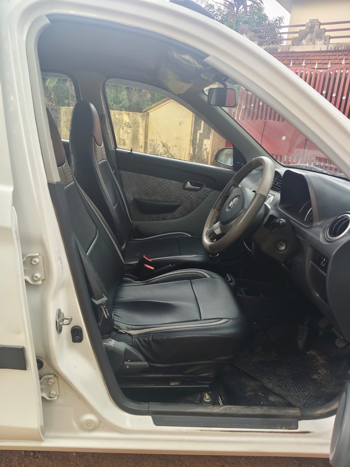 Alto 800 image 16 Alto 800 image 16